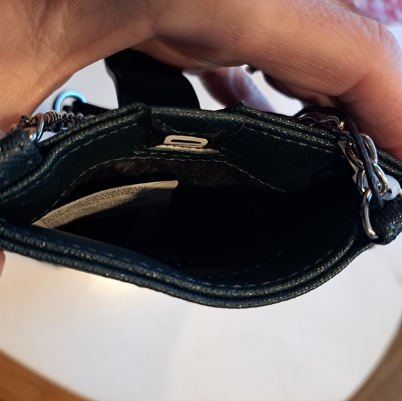 Steve Madden Crossbody Phone Bag - Picture 3 of 5